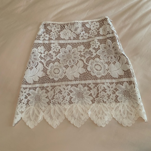 For Love and Lemons Scalloped Lace Skirt XS - Picture 2 of 10